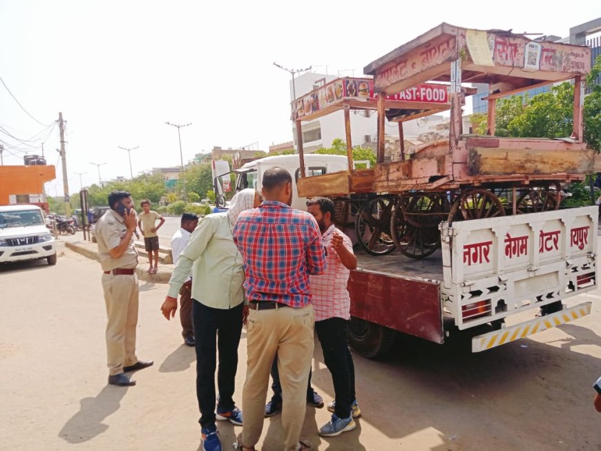 नगर निगम ग्रेटर की कार्यवाही, 7 हजार रूपये का कैरिंग चार्ज, 4 केन्टर सामान जब्त