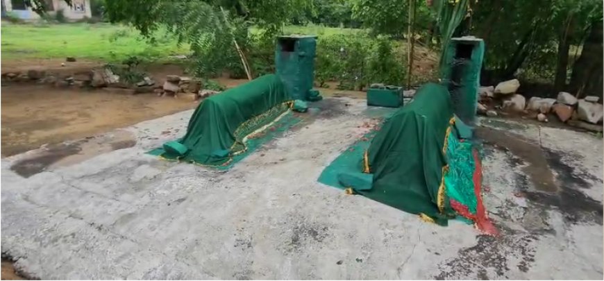 जयपुर के महारानी कॉलेज में मजारों के निर्माण को लेकर विवाद
